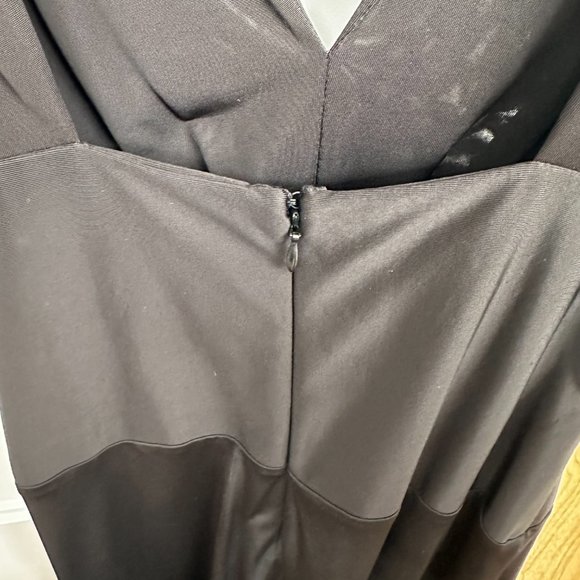 Emporio Armani Black Sleeveless Long Evening Dress - Picture 4 of 7